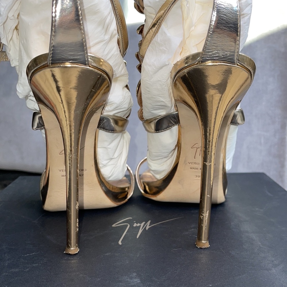 Giuseppe Zanotti Coline Rose Gold Embellished Wing Heels Size 39.5 - Picture 5 of 9